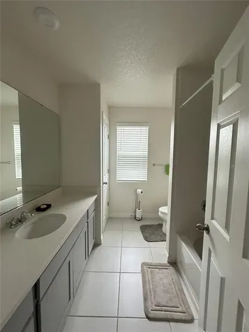 2340 Avian Loop Kissimmee FL 34741