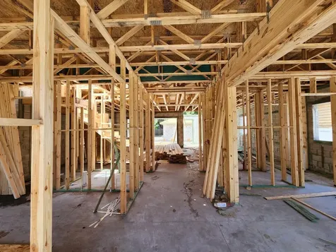 4409 2nd Avenue N St Petersburg FL 33713