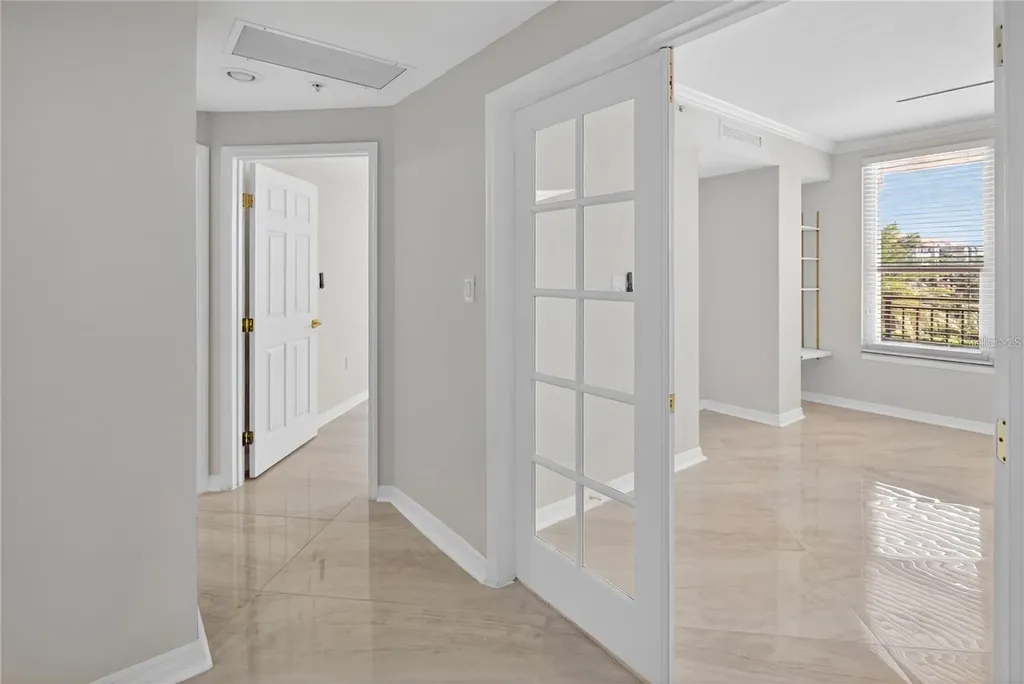 5430 Eagles Point Circle Sarasota FL 34231