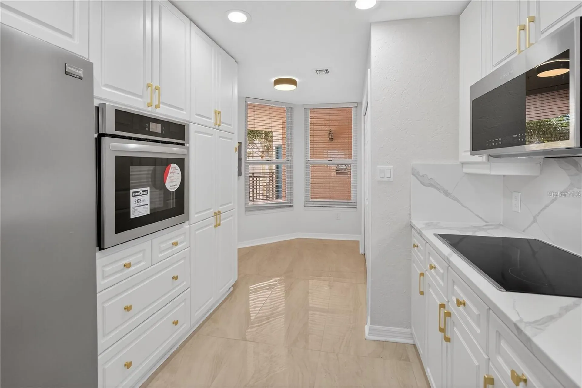 5430 Eagles Point Circle Sarasota FL 34231