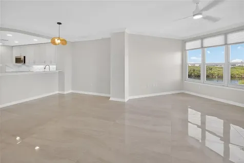 5430 Eagles Point Circle Sarasota FL 34231
