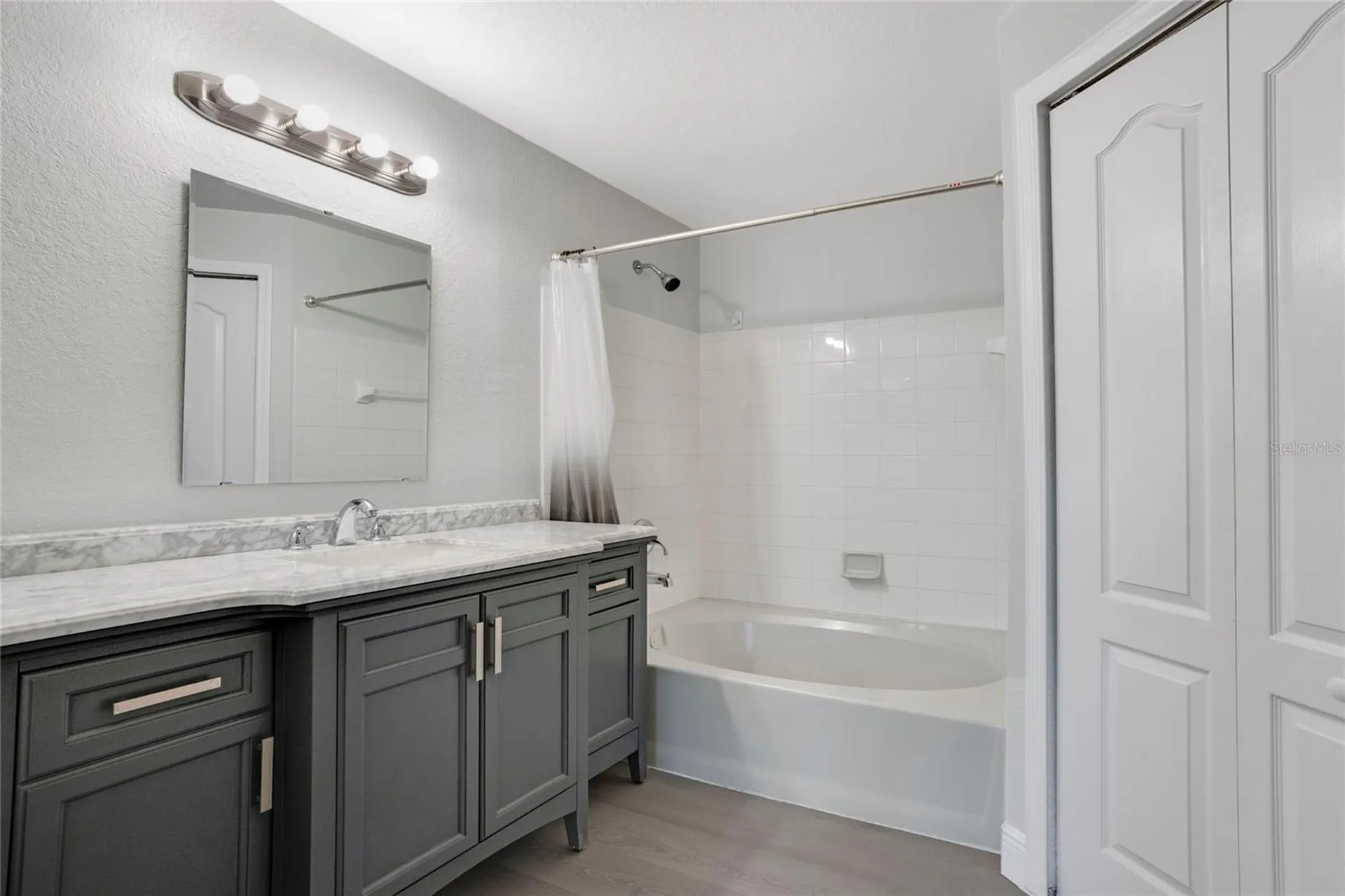 4178 Central Sarasota Parkway Sarasota FL 34238