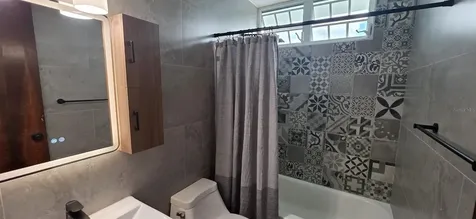Cond. Boulevard Del Río I 300 Los Filtros Guaynabo PR 00971