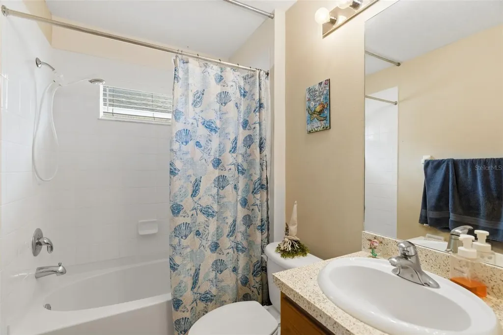 12818 Lake Vista Drive Gibsonton FL 33534