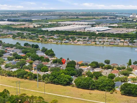 12818 Lake Vista Drive Gibsonton FL 33534