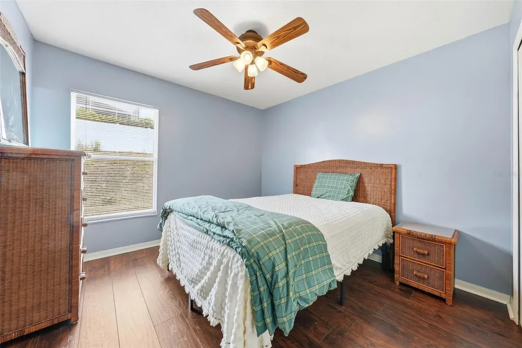 812 Shore Breeze Way Minneola FL 34715