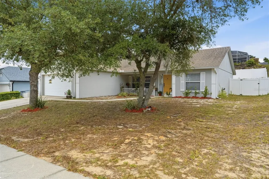 812 Shore Breeze Way Minneola FL 34715