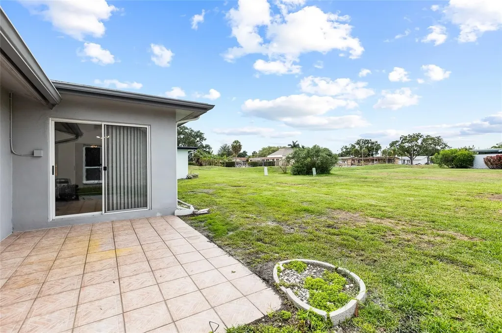4563 Great Lakes Drive S Clearwater FL 33762