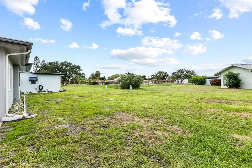 4563 Great Lakes Drive S Clearwater FL 33762