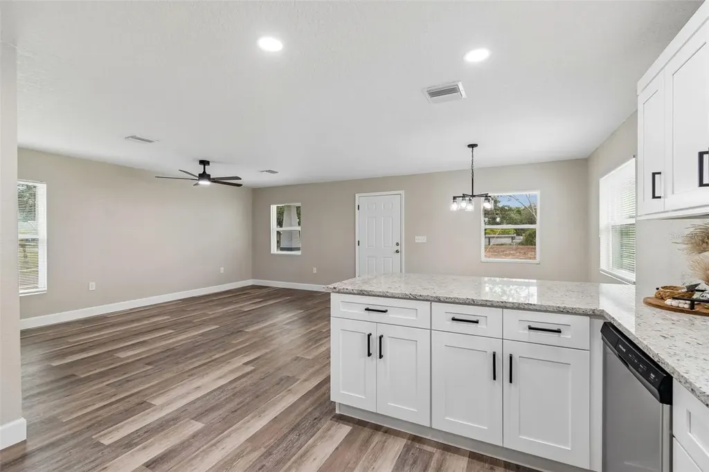 1001 Renfro Street Plant City FL 33563