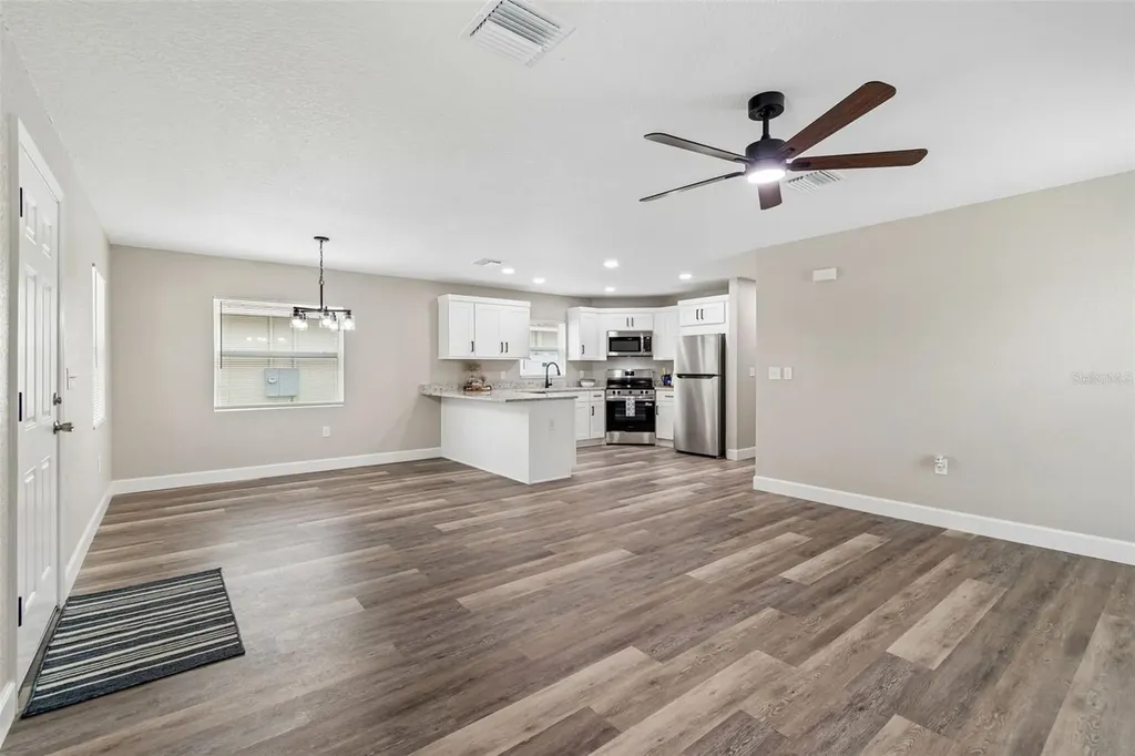 1001 Renfro Street Plant City FL 33563