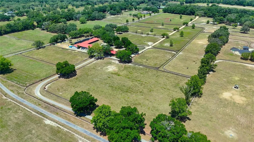 6692 NW 150th Avenue Morriston FL 32668