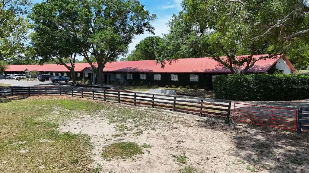 6692 NW 150th Avenue Morriston FL 32668
