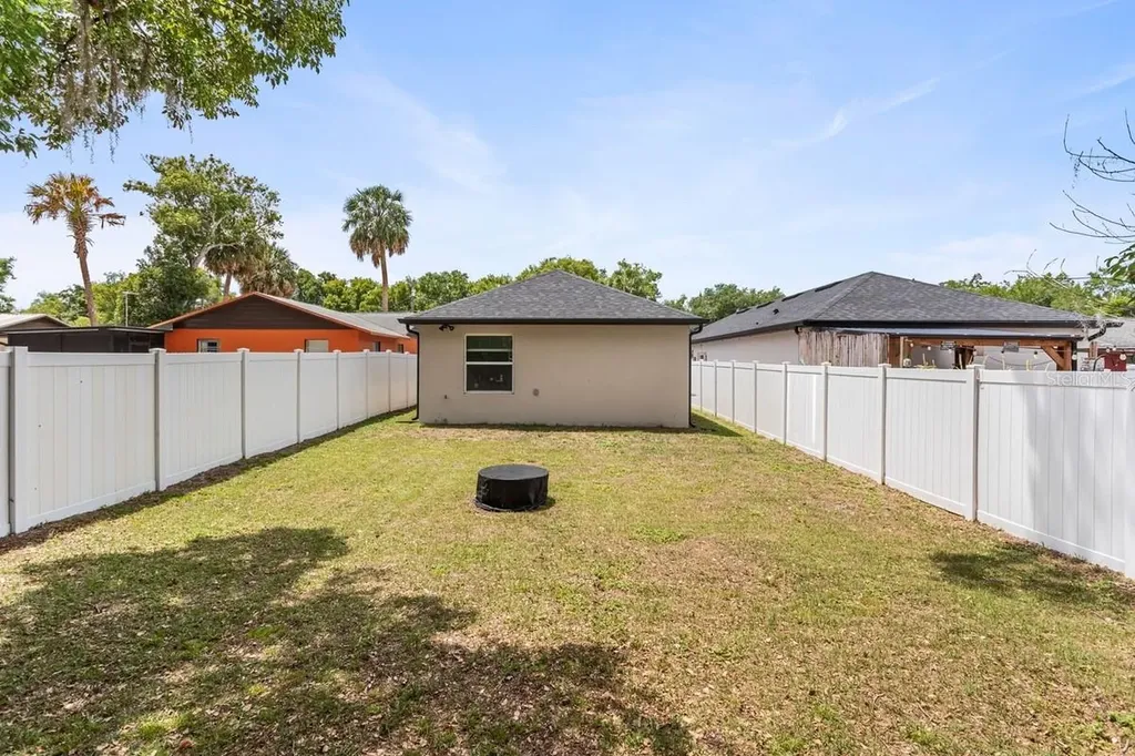 1967 Virginia Avenue Eustis FL 32726