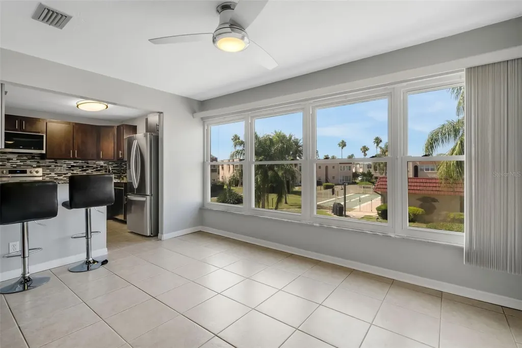 218 Dogwood Circle Seminole FL 33777