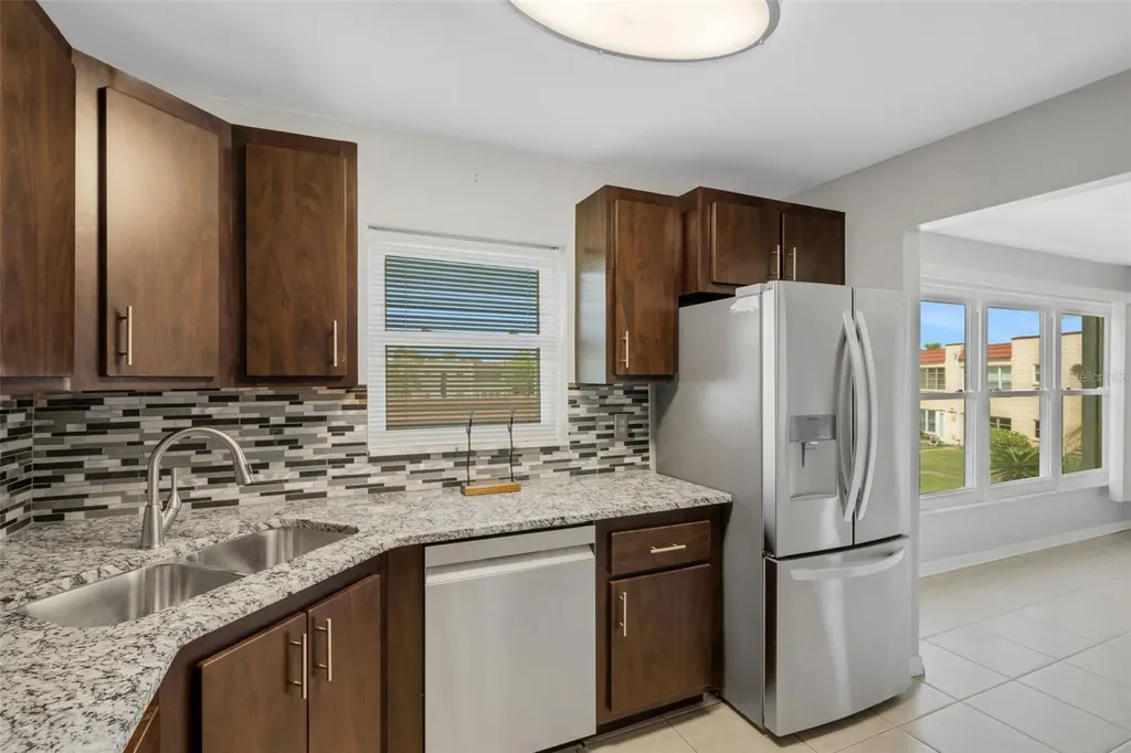 218 Dogwood Circle Seminole FL 33777
