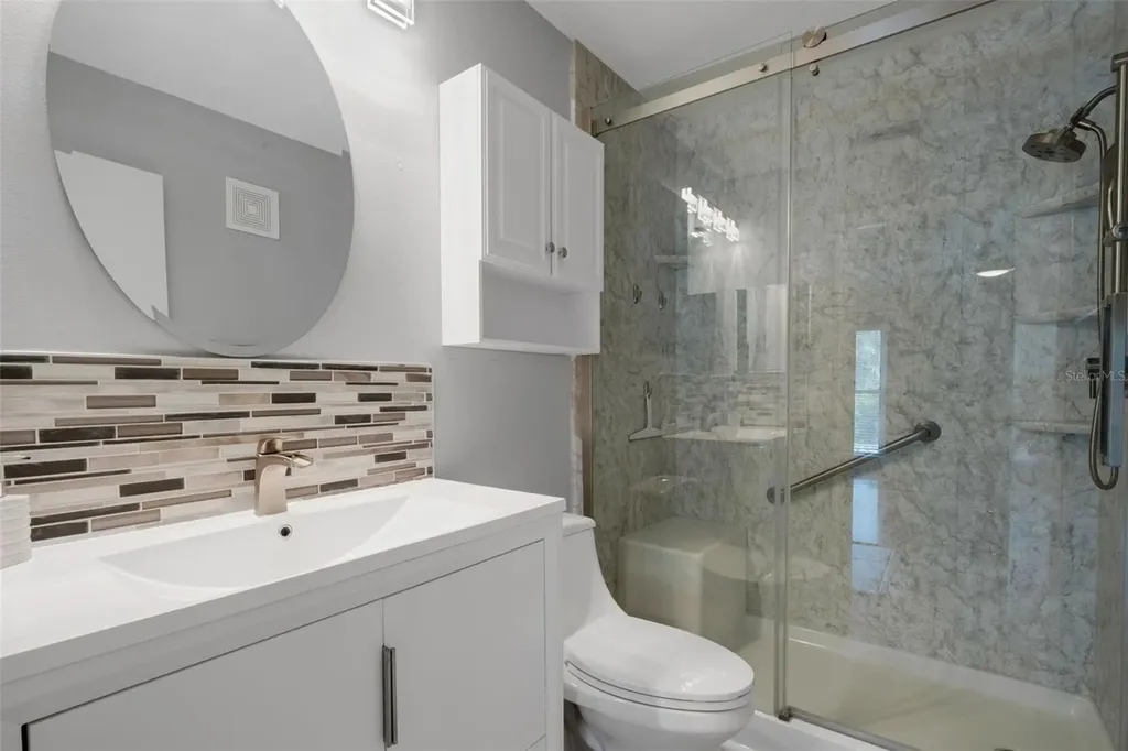 218 Dogwood Circle Seminole FL 33777