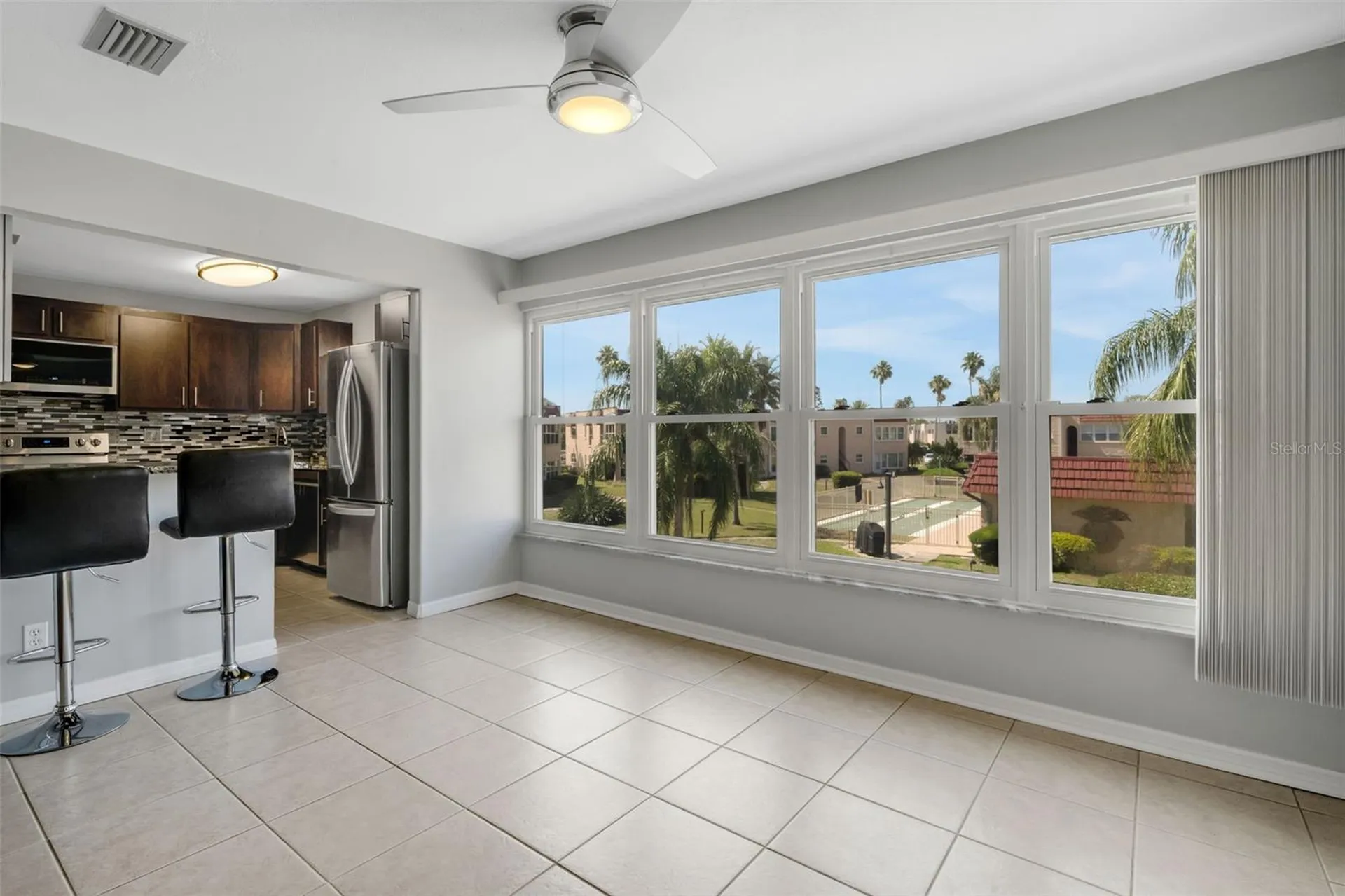 218 Dogwood Circle Seminole FL 33777