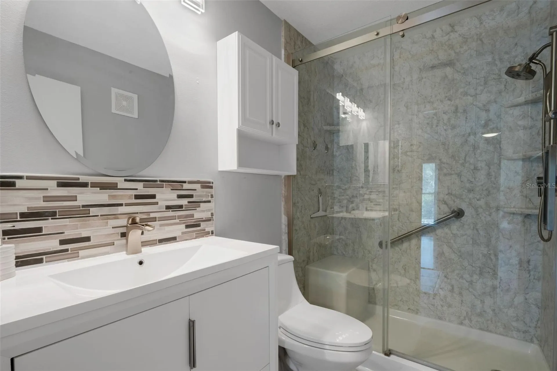 218 Dogwood Circle Seminole FL 33777