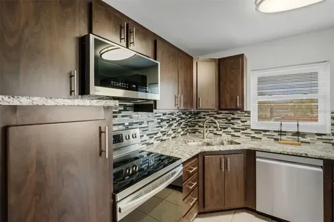 218 Dogwood Circle Seminole FL 33777