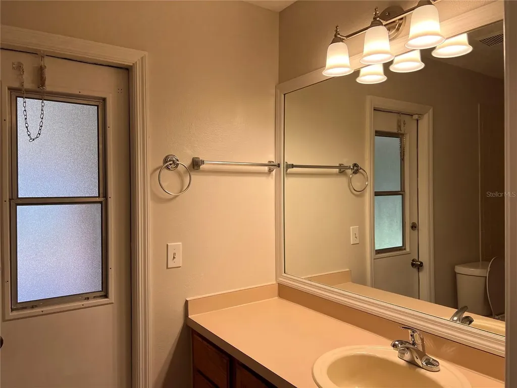 1859 Branchwater Trail Orlando FL 32825