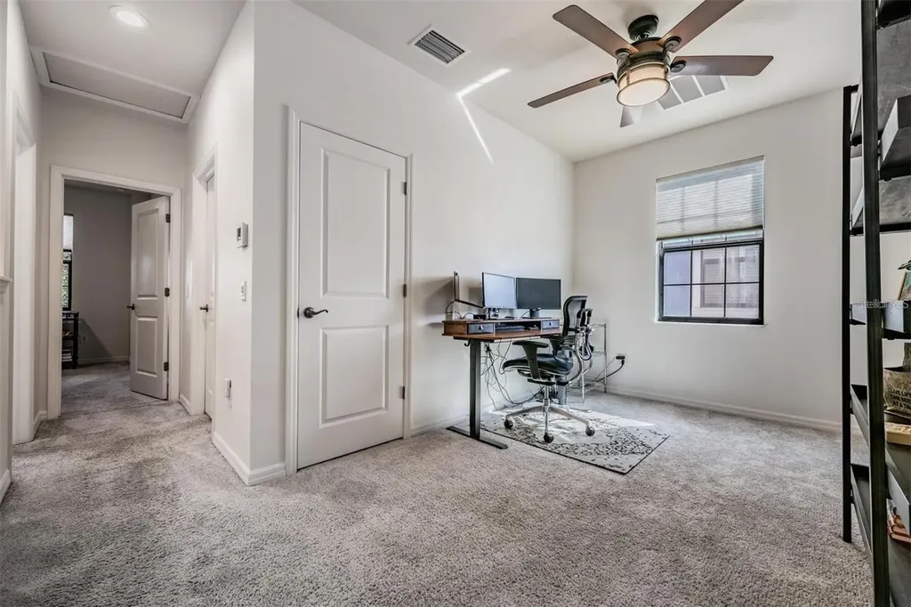 5607 Hometown Lane Lithia FL 33547