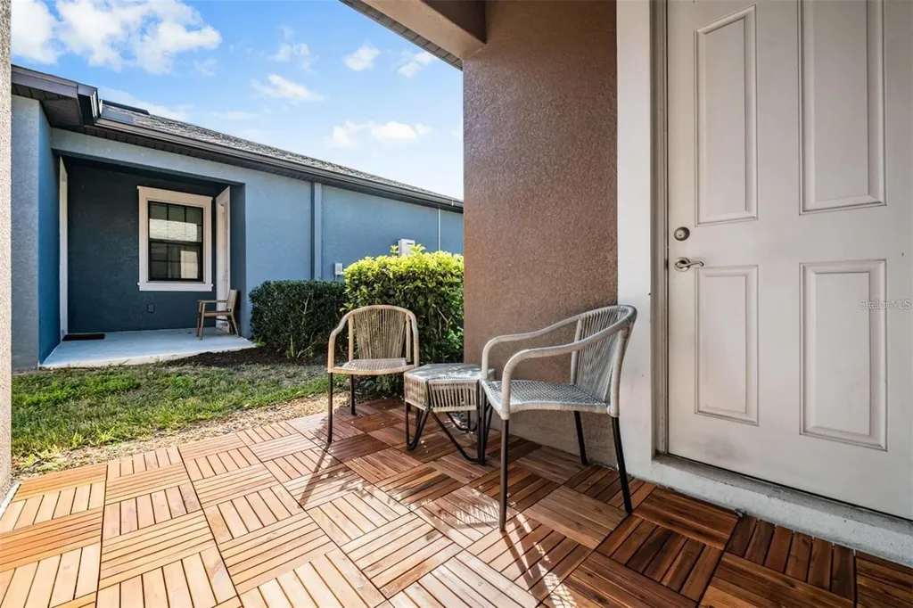 5607 Hometown Lane Lithia FL 33547