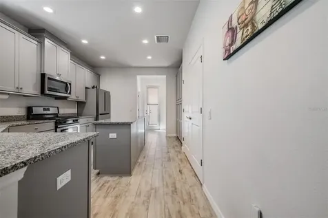 5607 Hometown Lane Lithia FL 33547