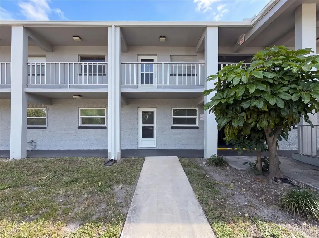 1303 S Hercules Avenue Clearwater FL 33764