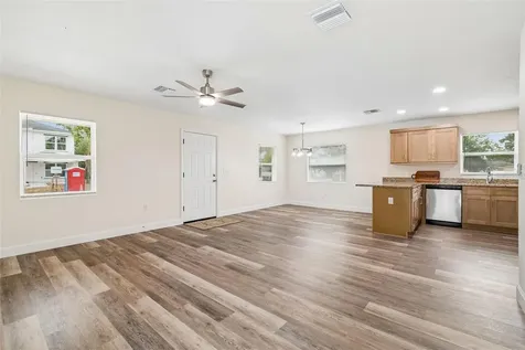 1003 E Renfro Street Plant City FL 33563