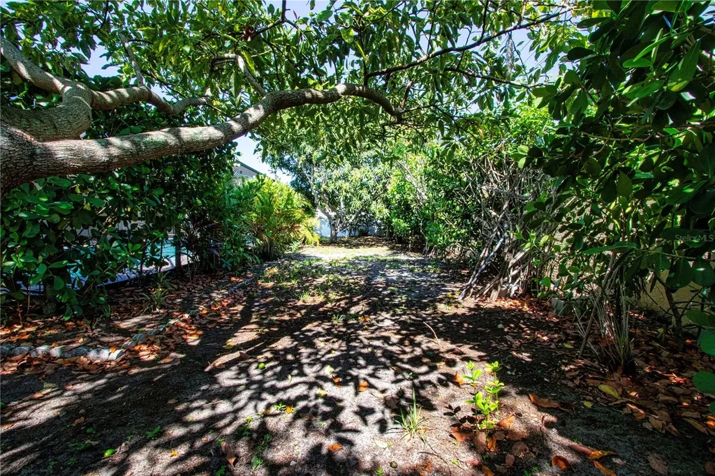 4403 Diamond Circle N Sarasota FL 34233