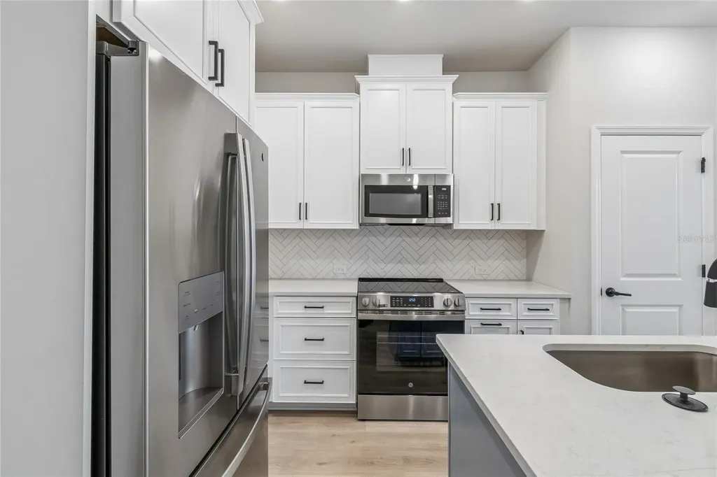 4353 Roush Avenue Orlando FL 32803