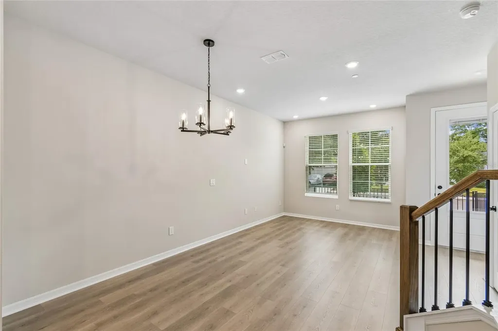 4353 Roush Avenue Orlando FL 32803