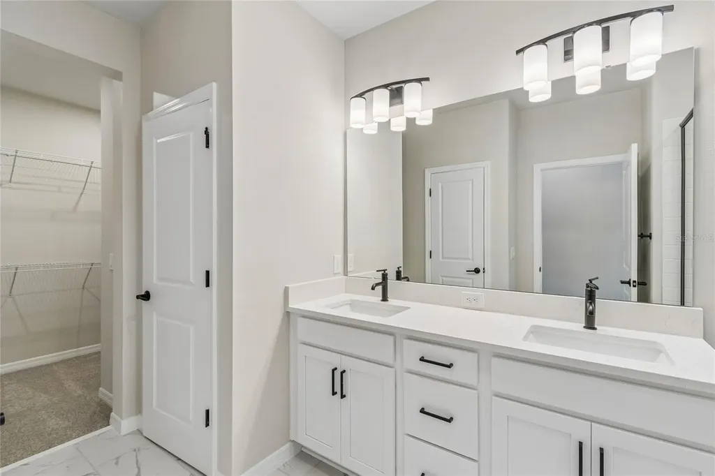 4353 Roush Avenue Orlando FL 32803