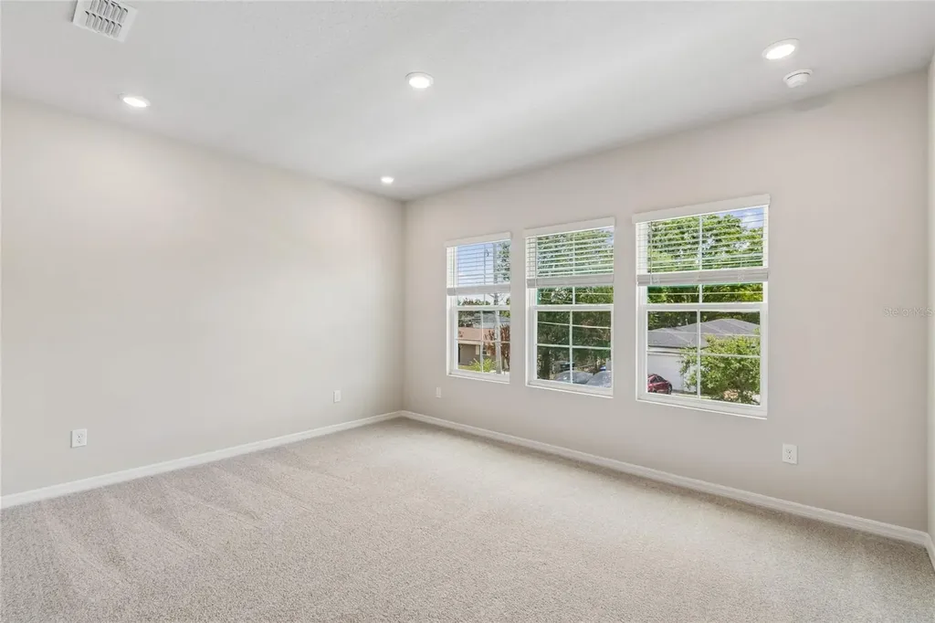 4353 Roush Avenue Orlando FL 32803