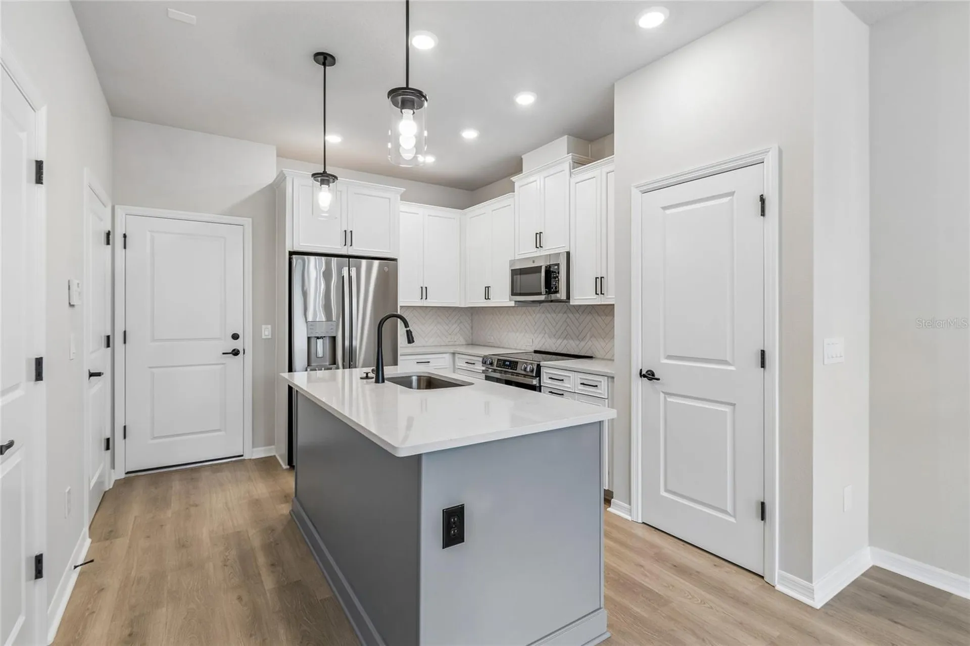 4353 Roush Avenue Orlando FL 32803