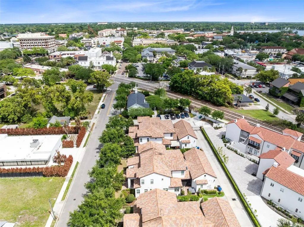 266 W Lyman Avenue Winter Park FL 32789
