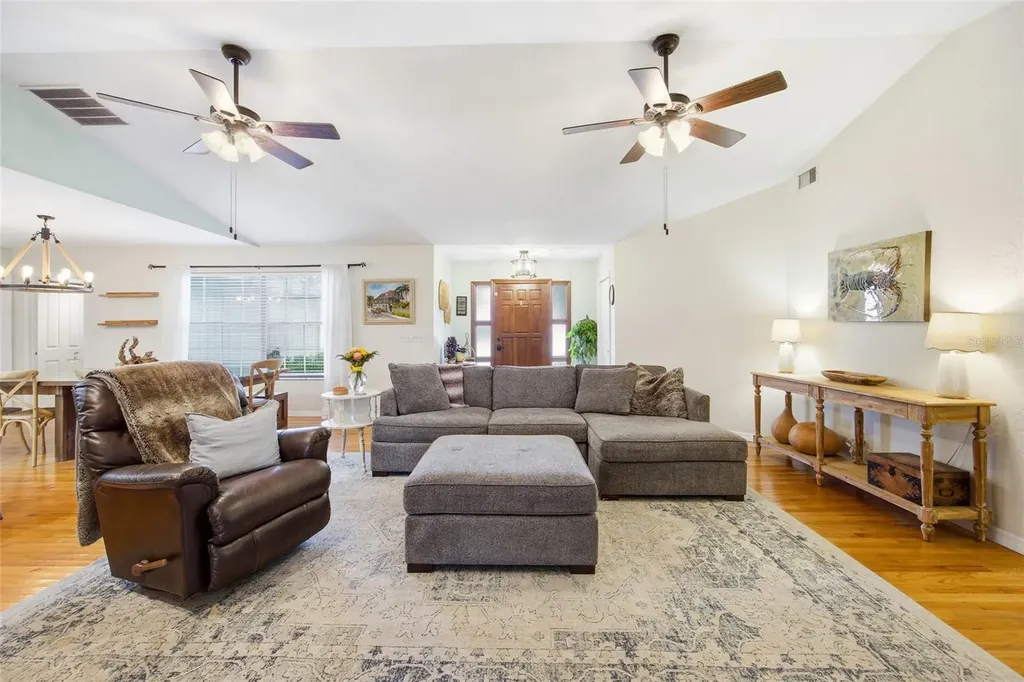 1525 SE 43rd Avenue Ocala FL 34471