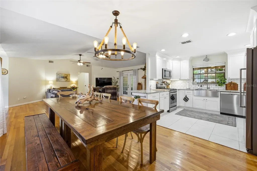 1525 SE 43rd Avenue Ocala FL 34471