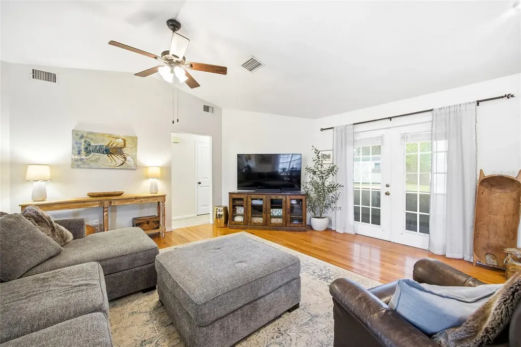 1525 SE 43rd Avenue Ocala FL 34471