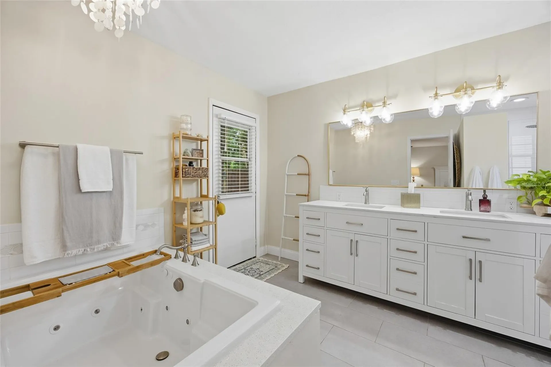 1525 SE 43rd Avenue Ocala FL 34471