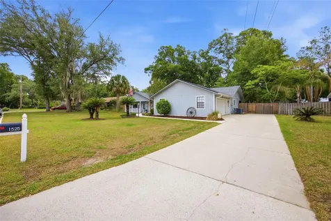 1525 SE 43rd Avenue Ocala FL 34471