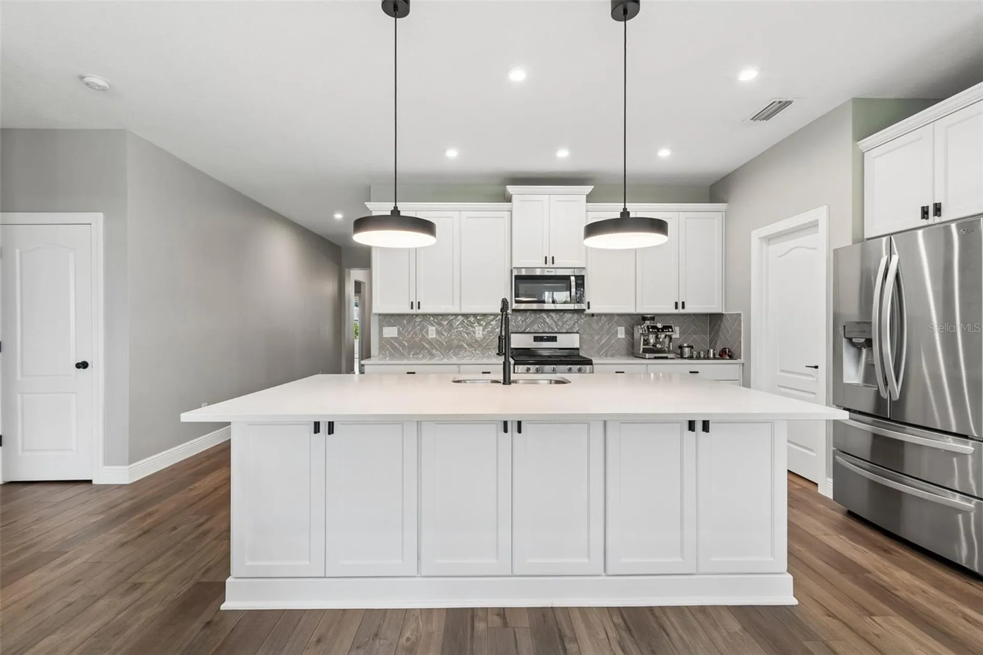 5619 Silver Sun Drive Apollo Beach FL 33572