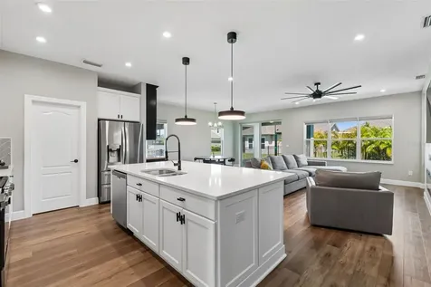 5619 Silver Sun Drive Apollo Beach FL 33572