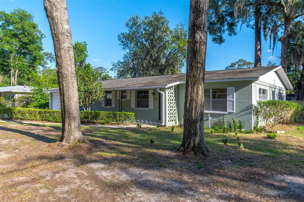703 NE 6th Place Gainesville FL 32601