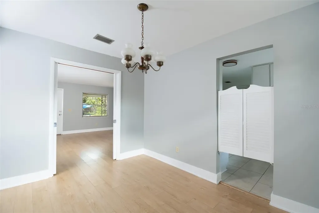 703 NE 6th Place Gainesville FL 32601