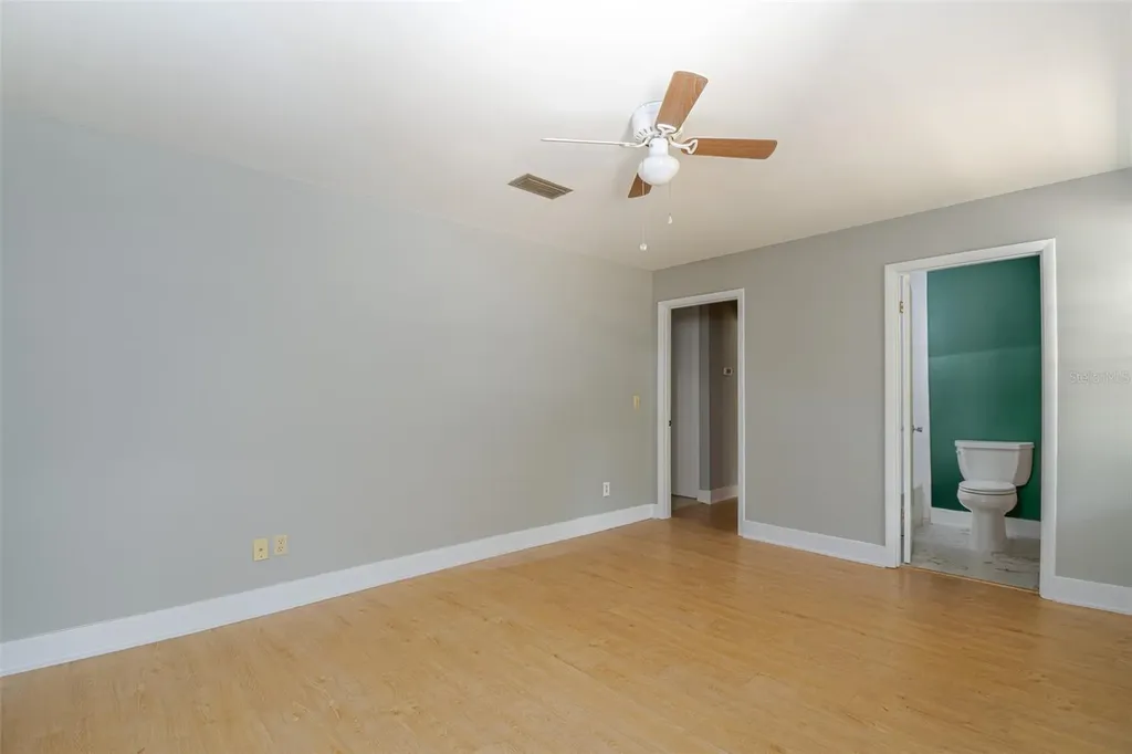 703 NE 6th Place Gainesville FL 32601