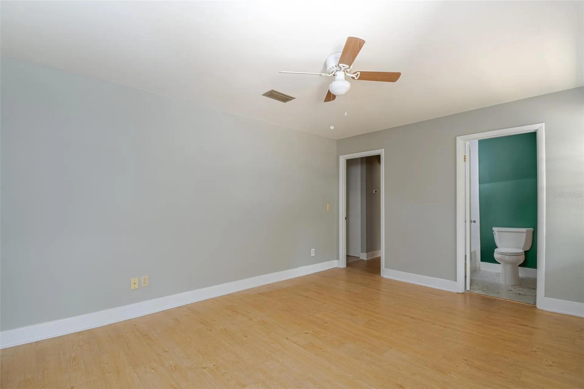 703 NE 6th Place Gainesville FL 32601