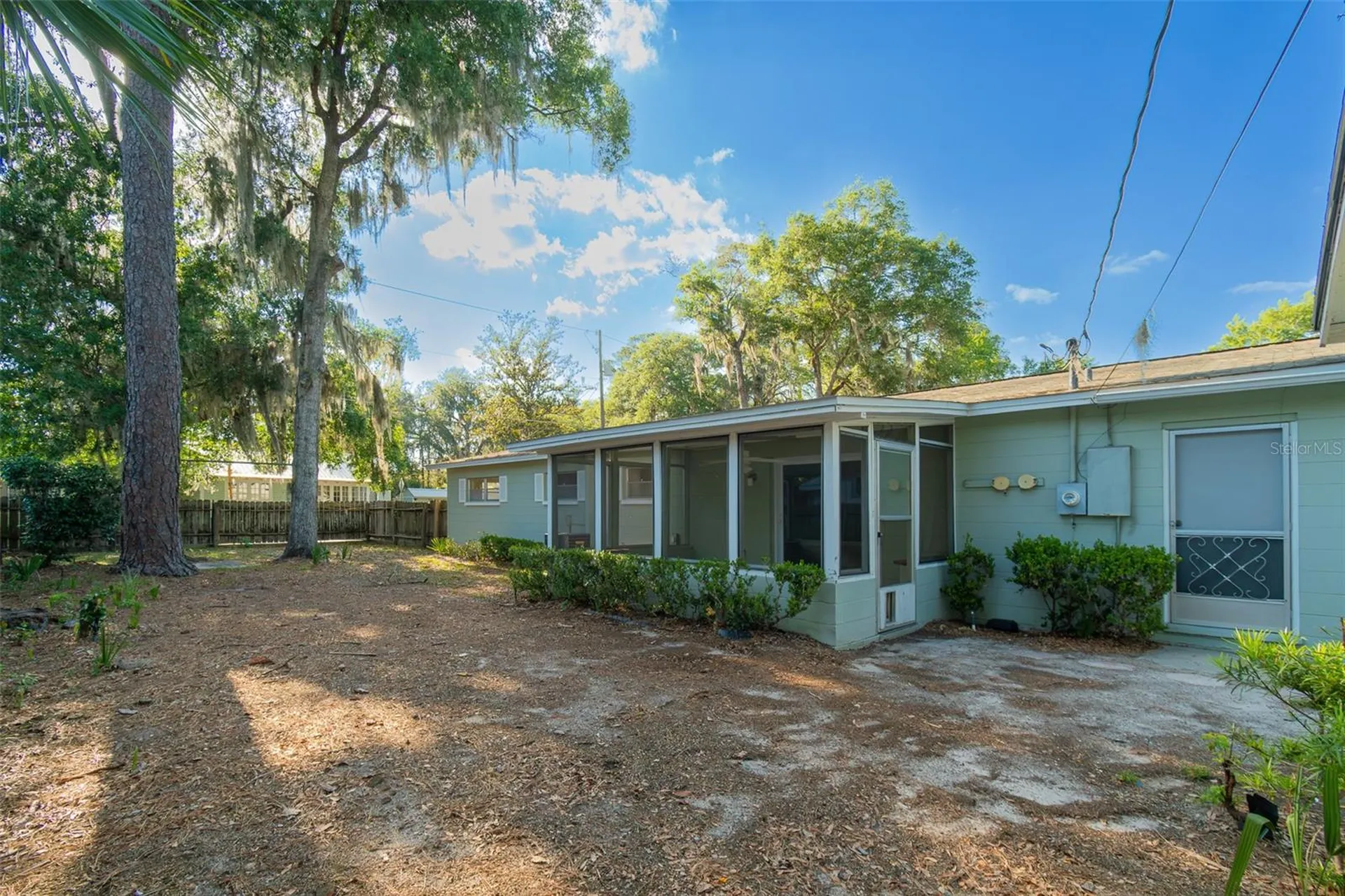 703 NE 6th Place Gainesville FL 32601