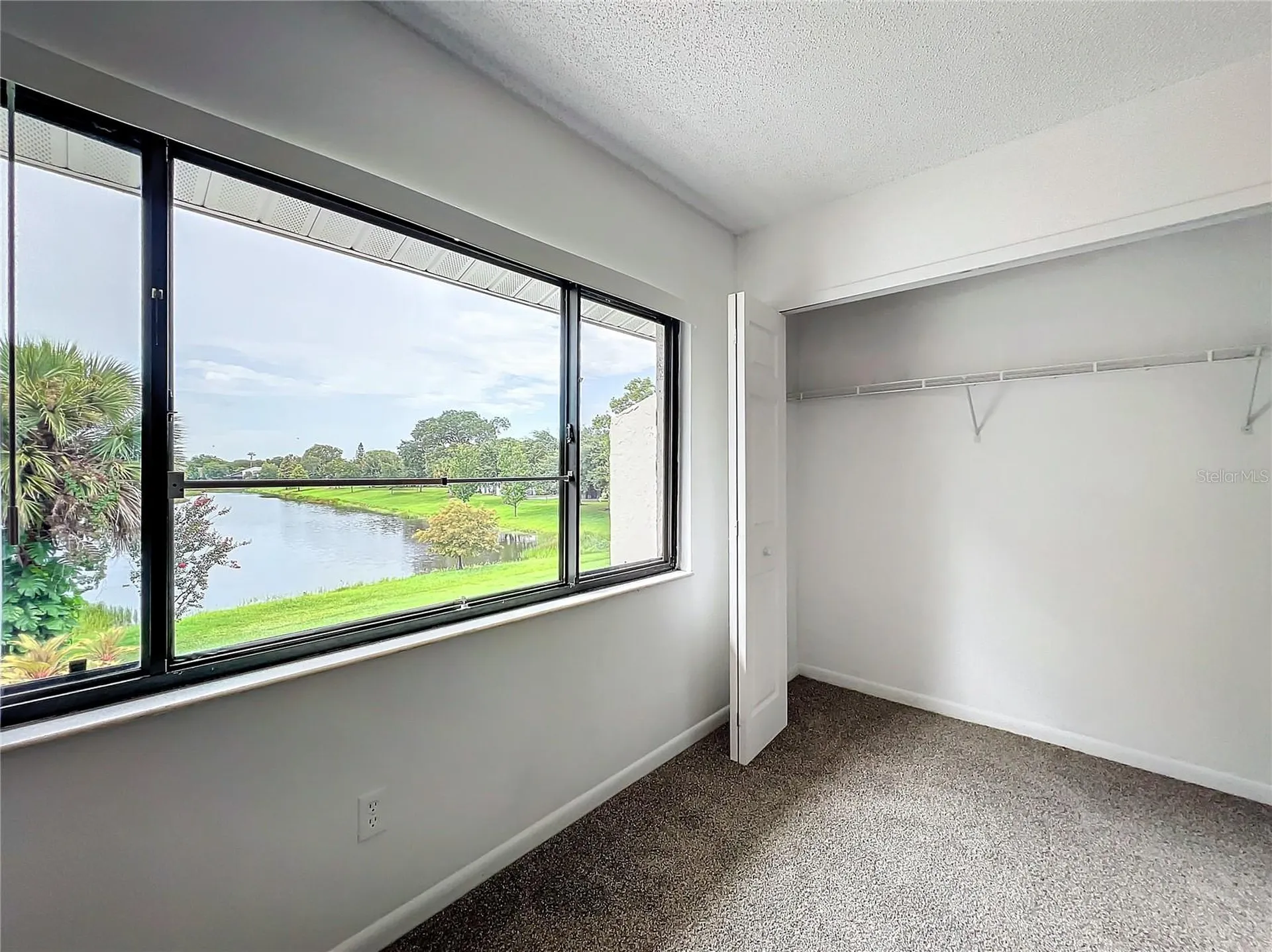 5381 Vineland Road Orlando FL 32811